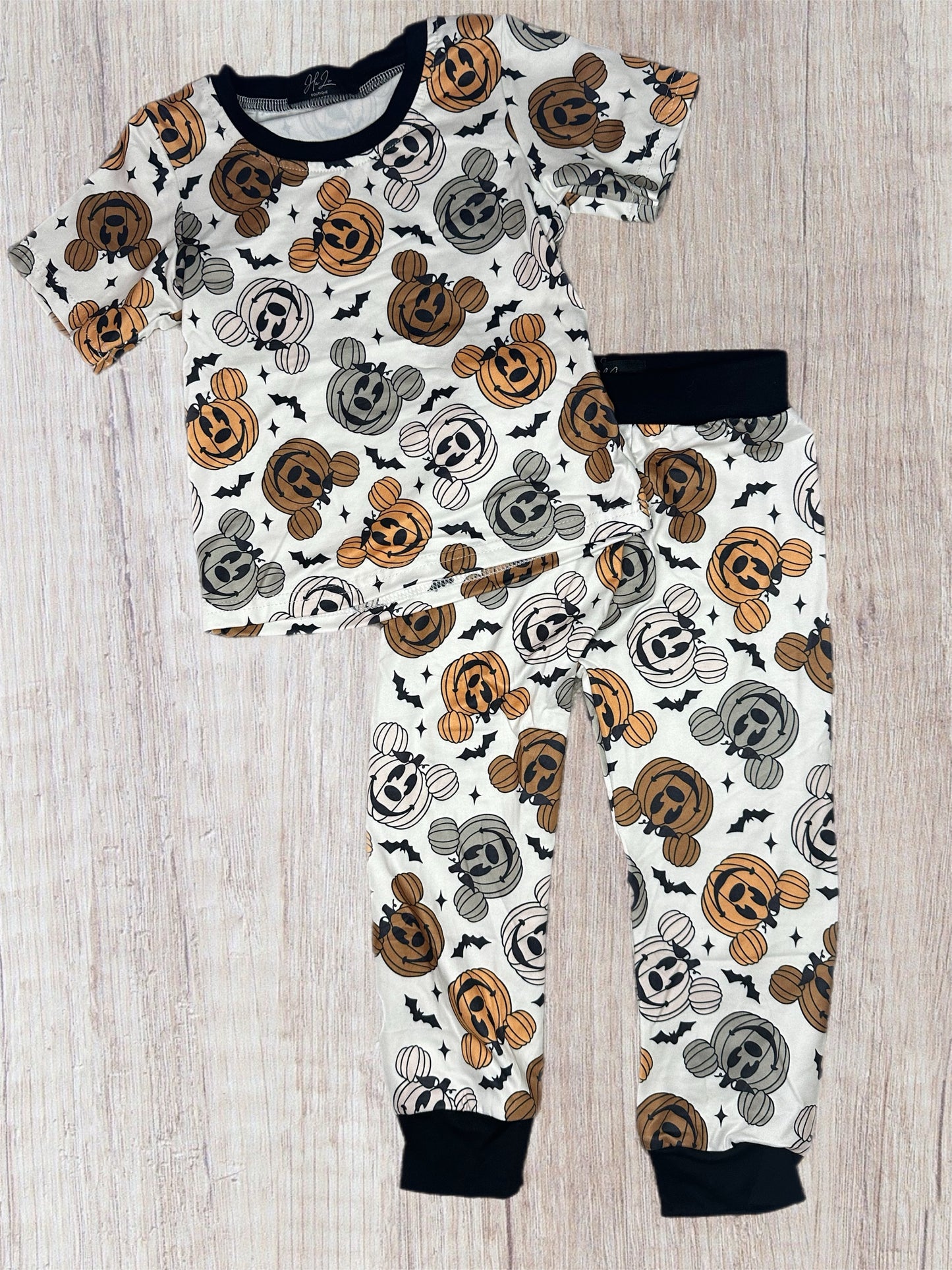 Halloween pumpkin jammies