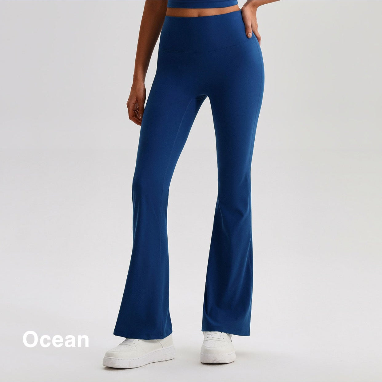 The Alessia high-waisted yoga pants