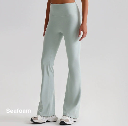 The Alessia high-waisted yoga pants